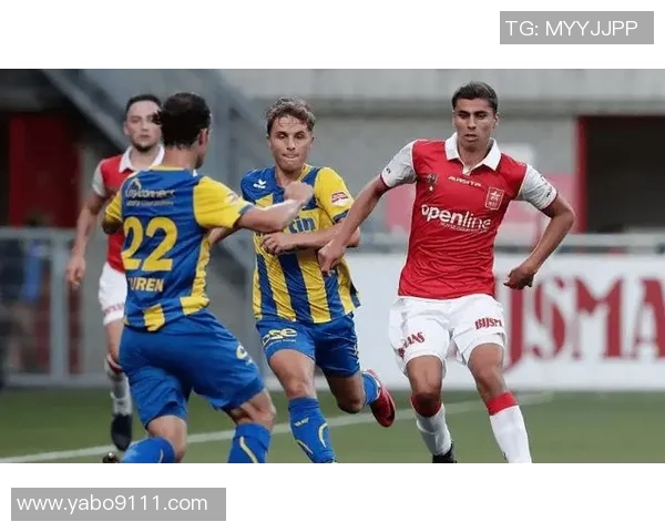 埃因霍温与坎布尔精彩对决比分揭晓赛季走势分析